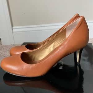 Banana republic heels never worn